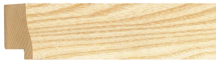 Natural Wood Reverse Frame moulding: close-up of the finish and side profile